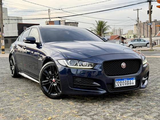 JAGUAR XE 2.0 16V INGENIUM P250 GASOLINA R-SPORT 4P AUTOMÁTICO